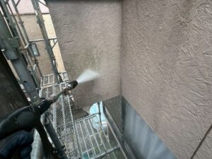 雨漏り修理 高圧洗浄